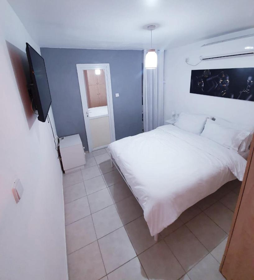 Royal Inn Eilat Buitenkant foto